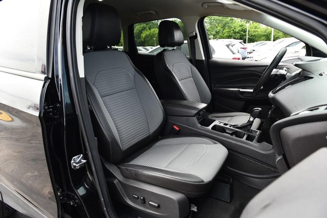Ford Escape Vehicle Image 21