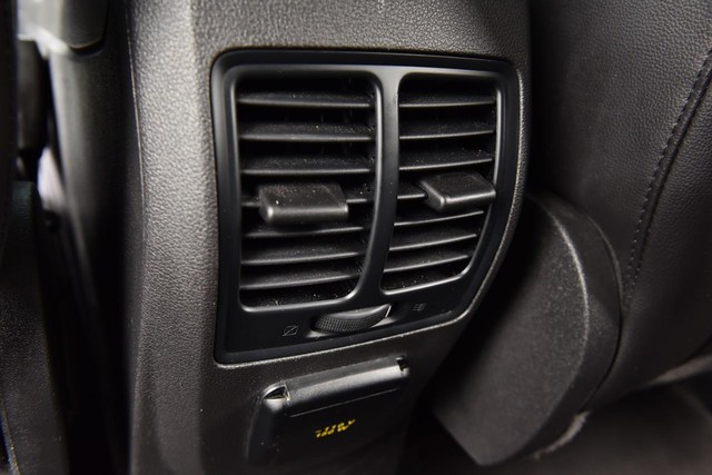 Ford Escape Vehicle Image 23
