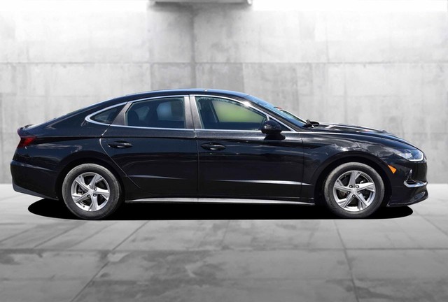 Hyundai Sonata Vehicle Image 05