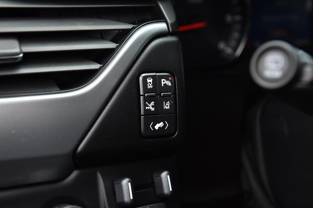 Chevrolet Tahoe Vehicle Full-screen Gallery Image 13