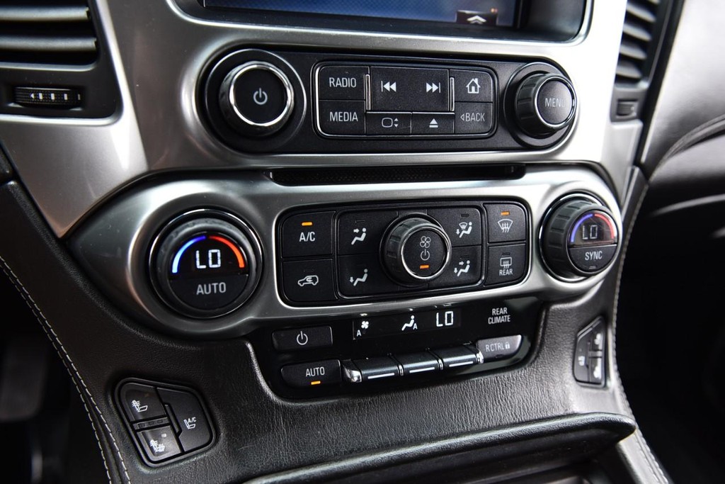 Chevrolet Tahoe Vehicle Full-screen Gallery Image 17