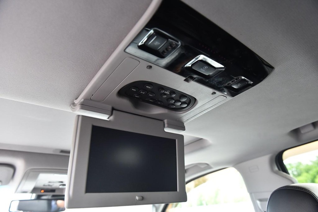 Chevrolet Tahoe Vehicle Full-screen Gallery Image 27