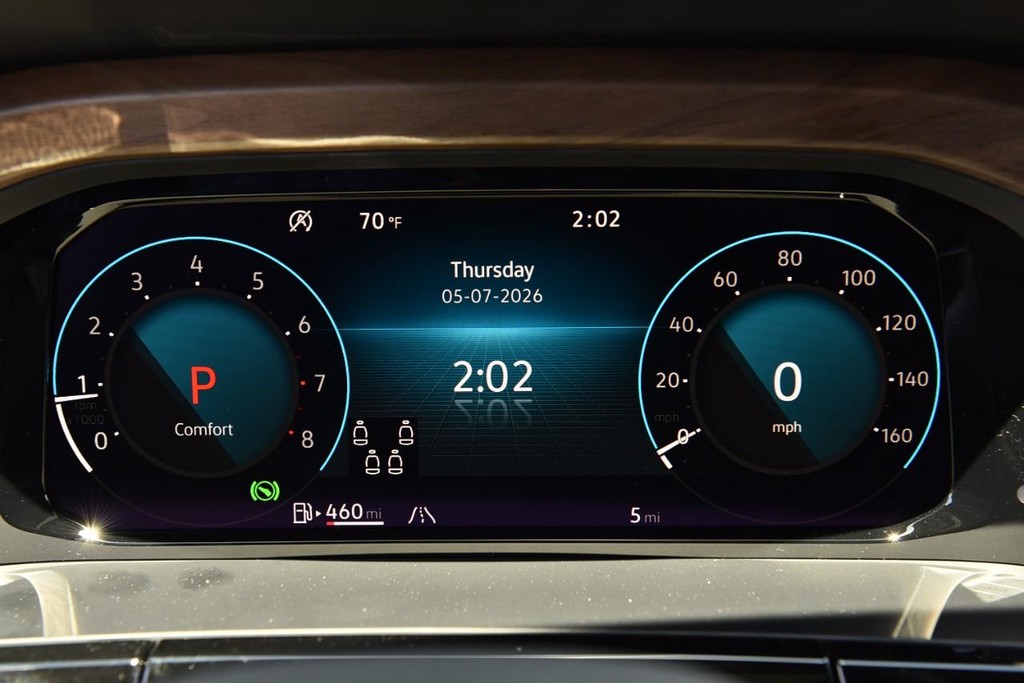 Volkswagen Atlas Vehicle Full-screen Gallery Image 11