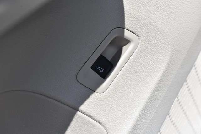 Volkswagen Atlas Vehicle Image 09