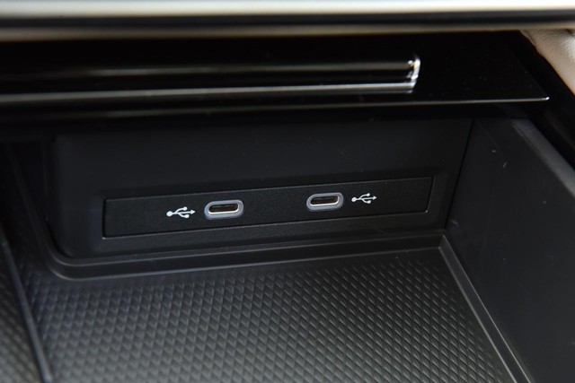 Volkswagen Atlas Vehicle Image 16