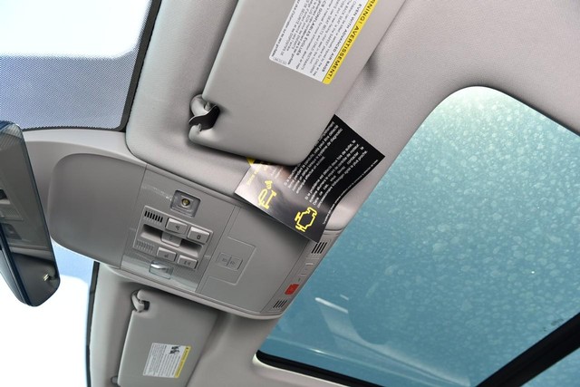 Volkswagen Taos Vehicle Image 22