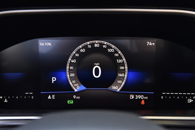 Volkswagen Taos Vehicle Image 11