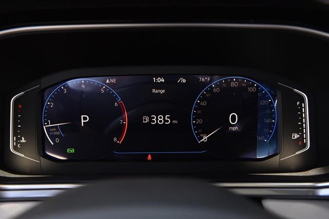 Volkswagen Taos Vehicle Image 11