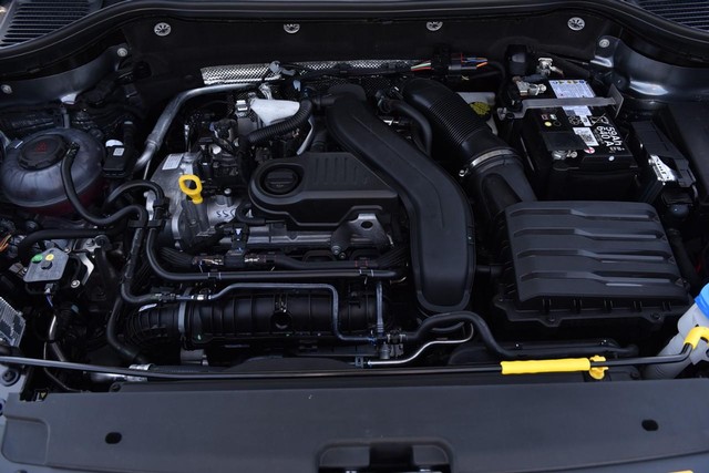 Volkswagen Taos Vehicle Image 23