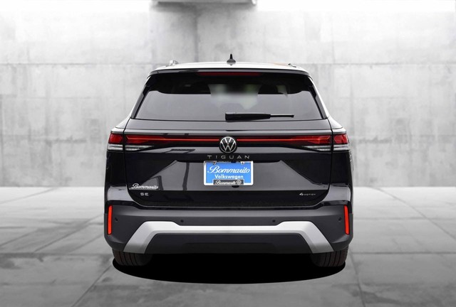 Volkswagen Tiguan Vehicle Image 06