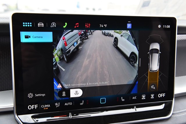 Volkswagen Tiguan Vehicle Image 14