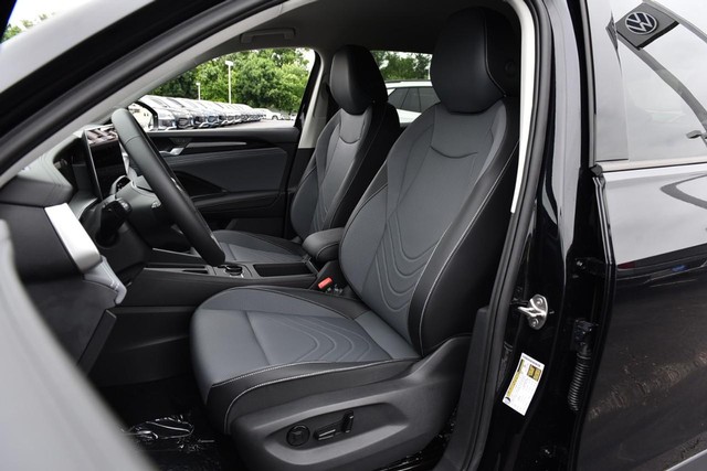 Volkswagen Tiguan Vehicle Image 19