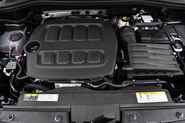Volkswagen Tiguan Vehicle Image 26
