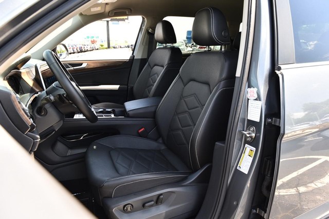 Volkswagen Atlas Vehicle Image 19