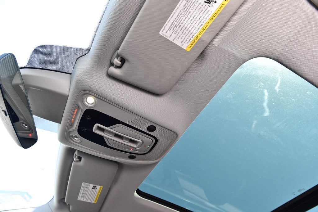 Audi Q5 Vehicle Full-screen Gallery Image 22