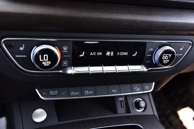 Audi Q5 Vehicle Image 16