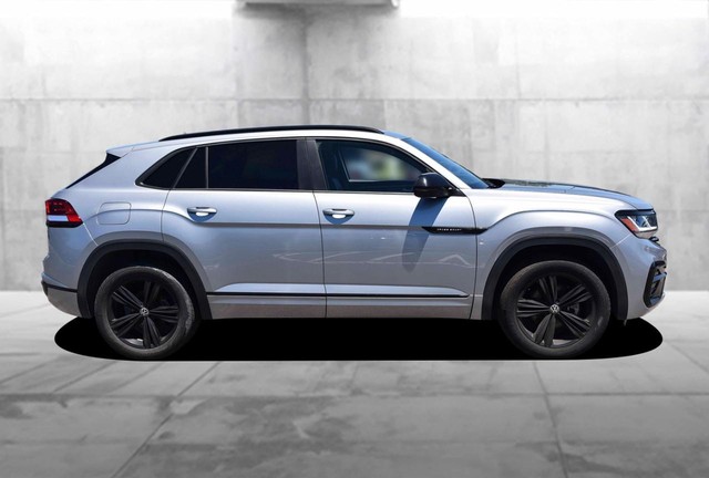 Volkswagen Atlas Cross Sport Vehicle Image 05