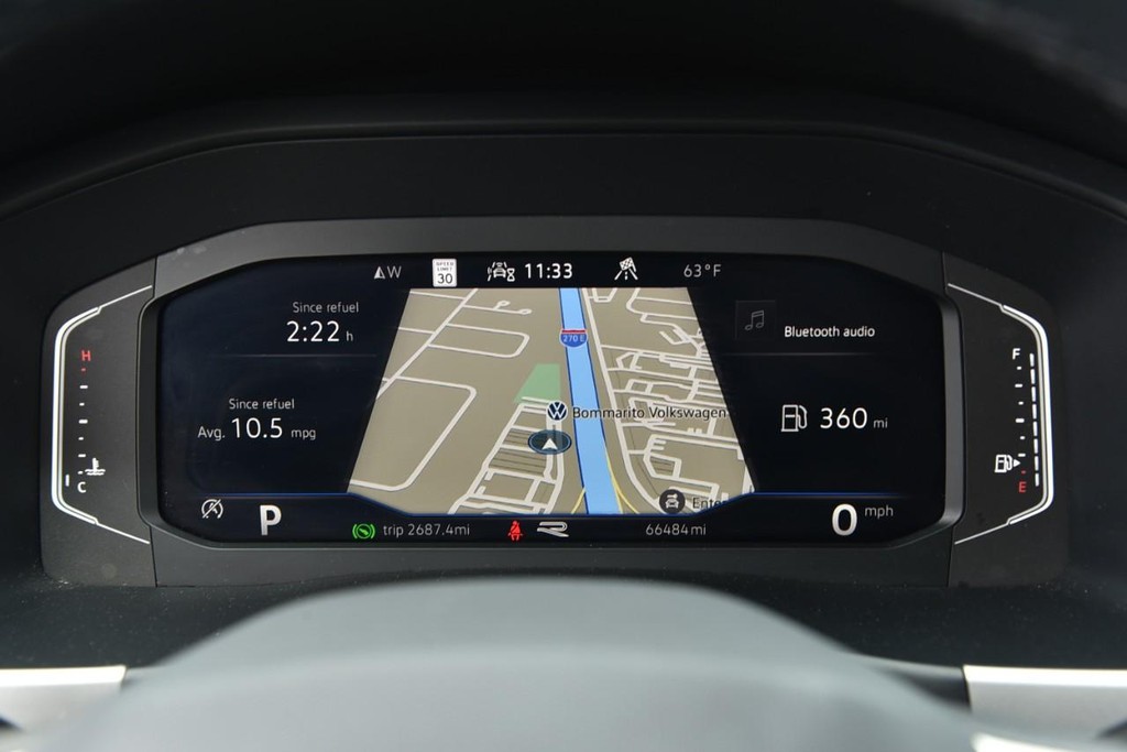 Volkswagen Atlas Vehicle Full-screen Gallery Image 12