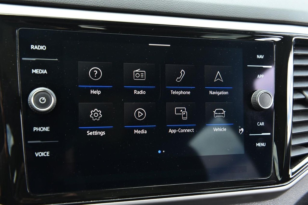 Volkswagen Atlas Vehicle Full-screen Gallery Image 14