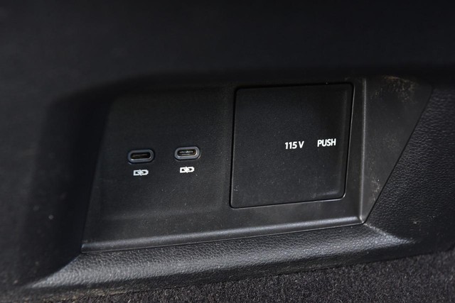 Volkswagen Atlas Vehicle Image 24