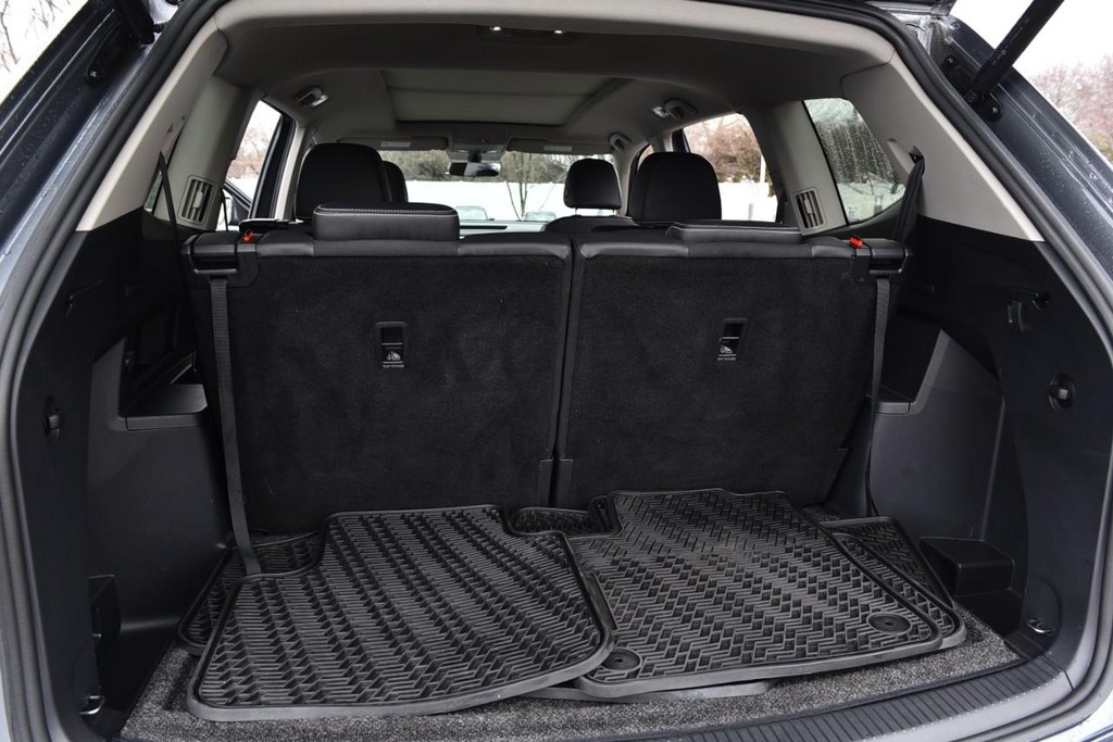 Volkswagen Atlas Vehicle Full-screen Gallery Image 26