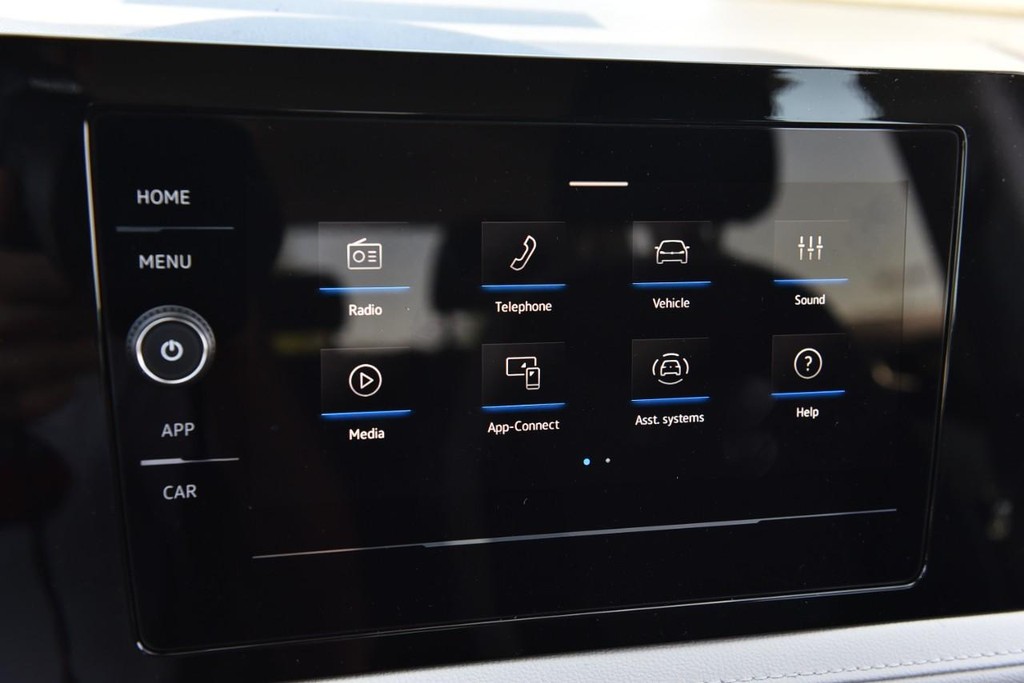 Volkswagen Taos Vehicle Full-screen Gallery Image 13