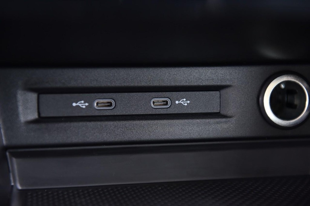Volkswagen Taos Vehicle Full-screen Gallery Image 15