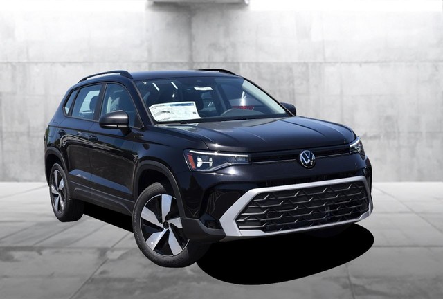 Volkswagen Taos Vehicle Image 02