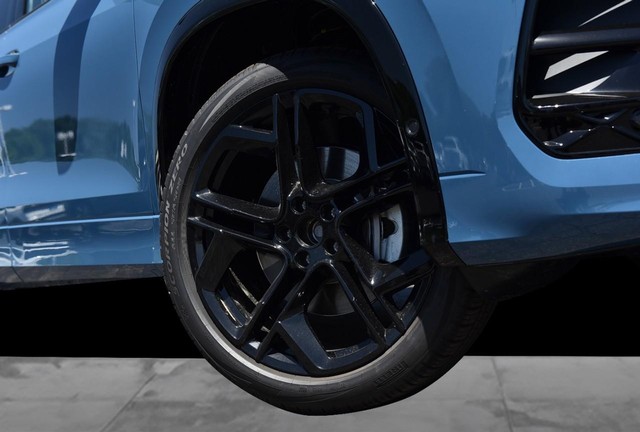 Volkswagen Tiguan Vehicle Image 03