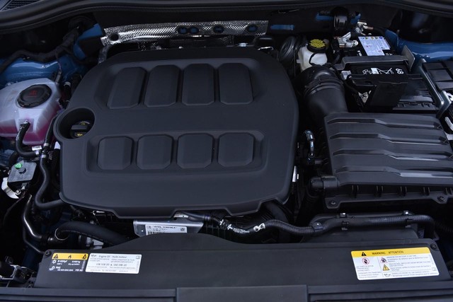 Volkswagen Tiguan Vehicle Image 27