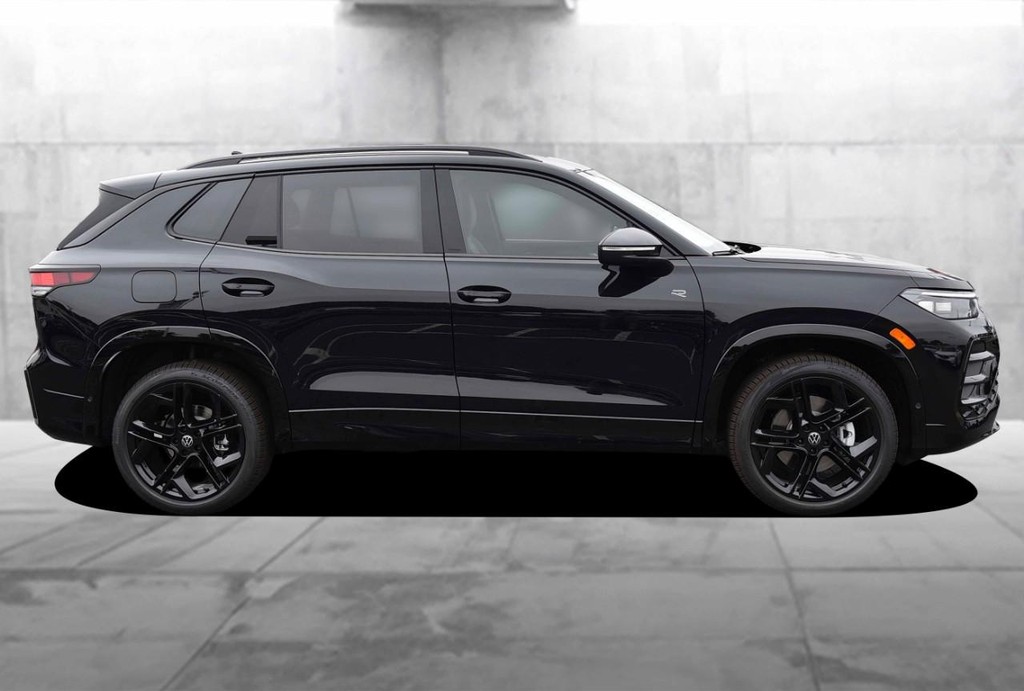 Volkswagen Tiguan Vehicle Full-screen Gallery Image 5
