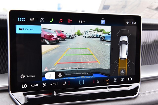 Volkswagen Tiguan Vehicle Image 13