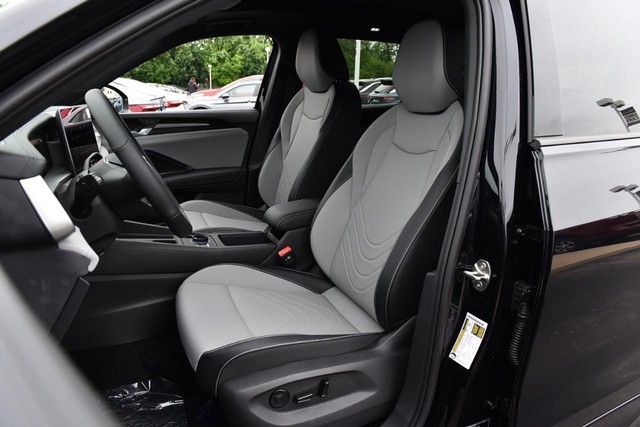 Volkswagen Tiguan Vehicle Image 19
