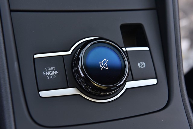 Volkswagen Tiguan Vehicle Image 17