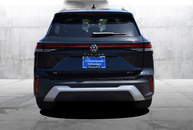 Volkswagen Tiguan Vehicle Image 06