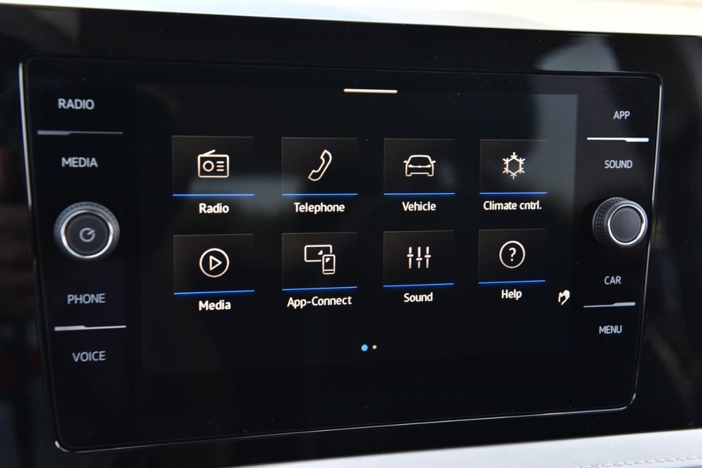 Volkswagen Taos Vehicle Full-screen Gallery Image 13