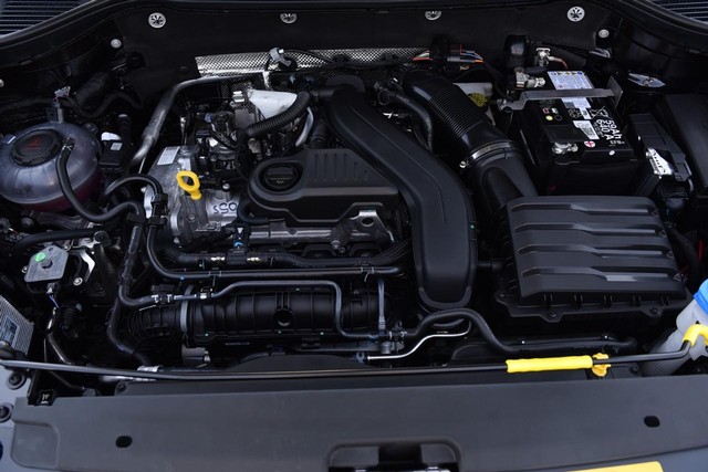Volkswagen Taos Vehicle Image 25