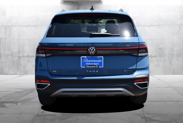 Volkswagen Taos Vehicle Image 06