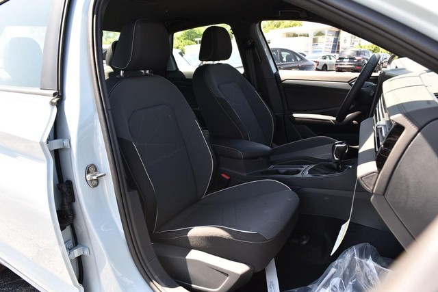 Volkswagen Jetta Vehicle Image 20