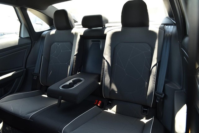 Volkswagen Jetta Vehicle Image 21
