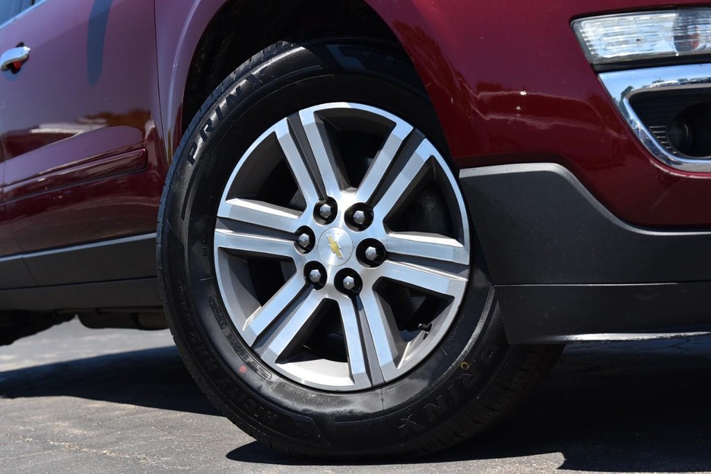 Chevrolet Traverse Vehicle Full-screen Gallery Image 03