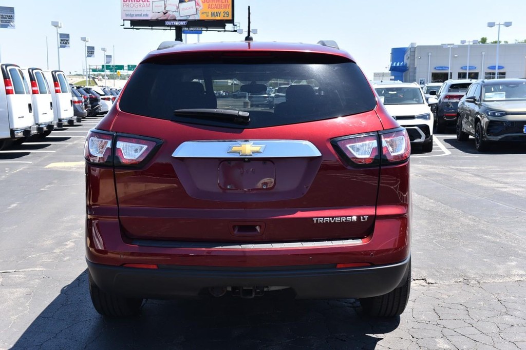 Chevrolet Traverse Vehicle Full-screen Gallery Image 06
