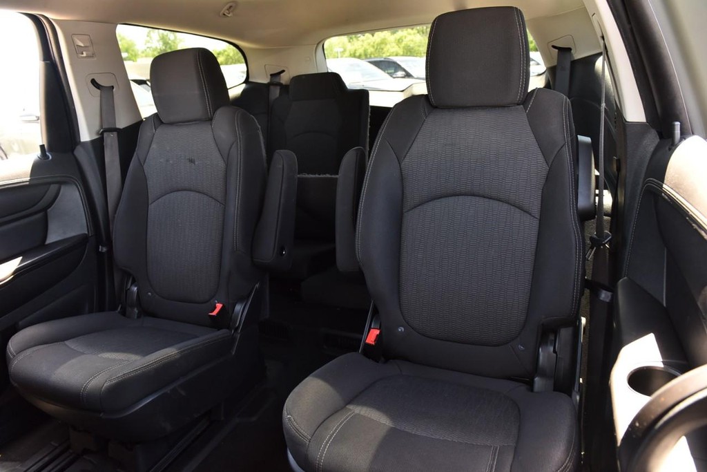 Chevrolet Traverse Vehicle Full-screen Gallery Image 20