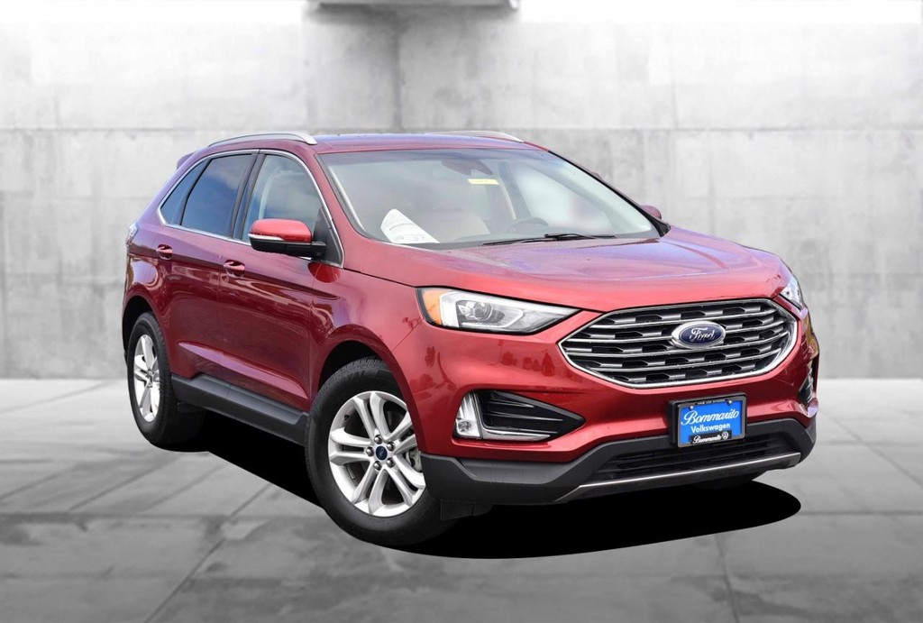Ford Edge Vehicle Full-screen Gallery Image 02