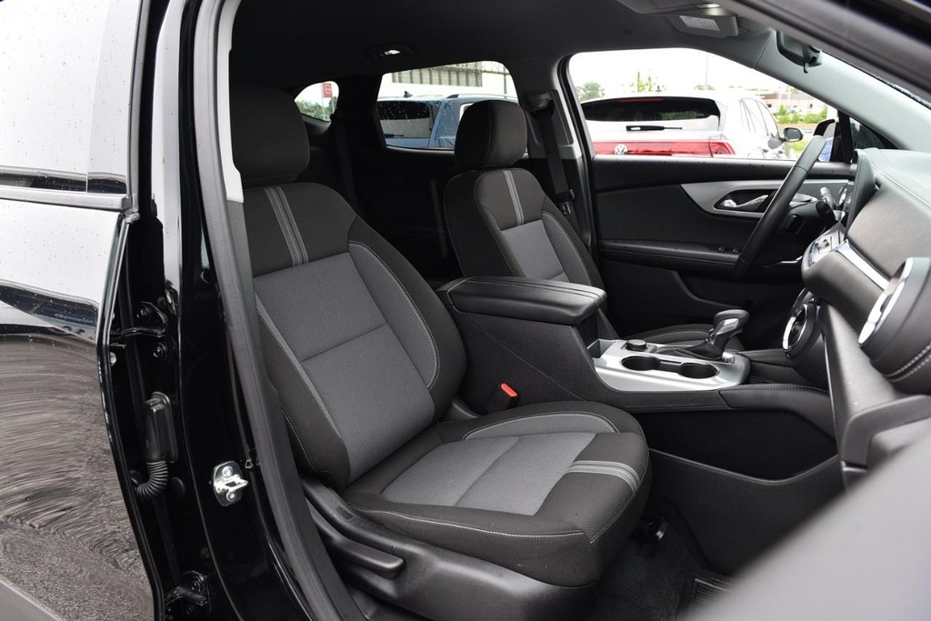 Chevrolet Blazer Vehicle Full-screen Gallery Image 18