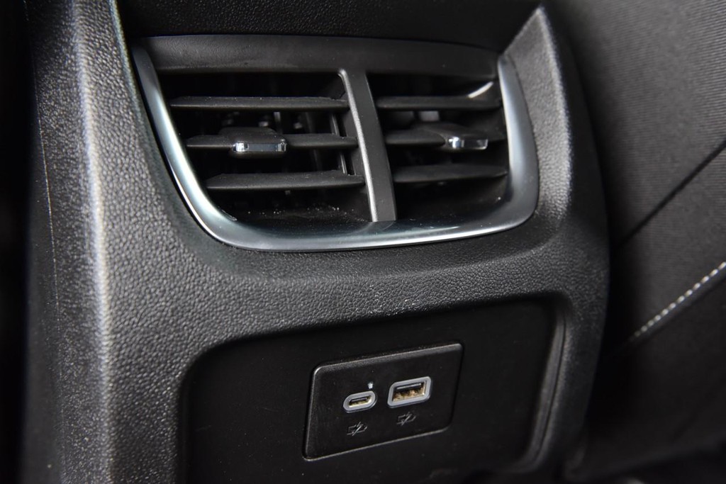 Chevrolet Blazer Vehicle Full-screen Gallery Image 20
