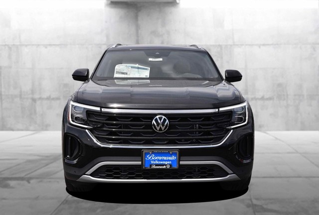 Volkswagen Atlas Cross Sport Vehicle Image 04
