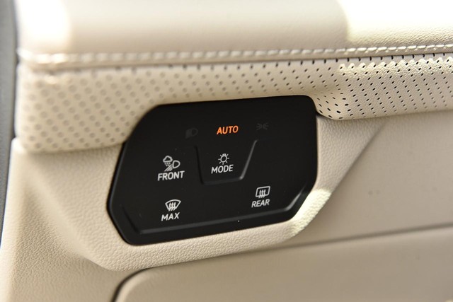 Volkswagen Atlas Vehicle Image 10