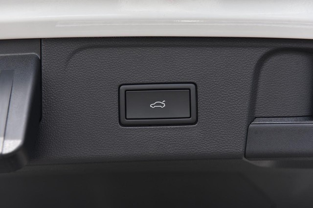 Volkswagen Atlas Vehicle Image 24