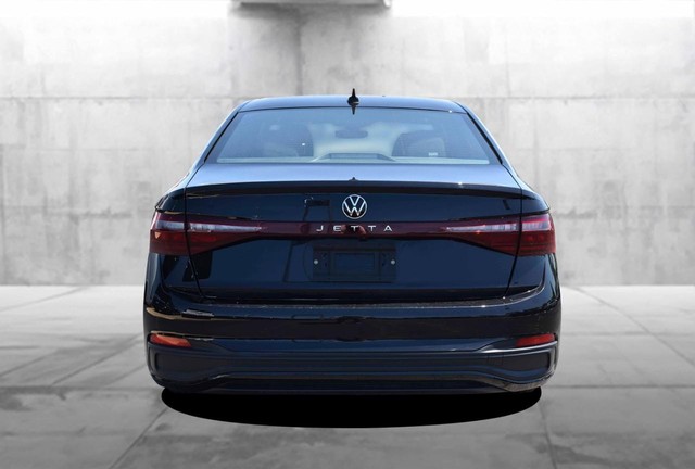 Volkswagen Jetta Vehicle Image 06